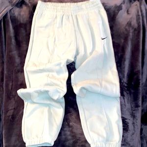 Nike Loose Fit Mid Rise Sweatpants Size M